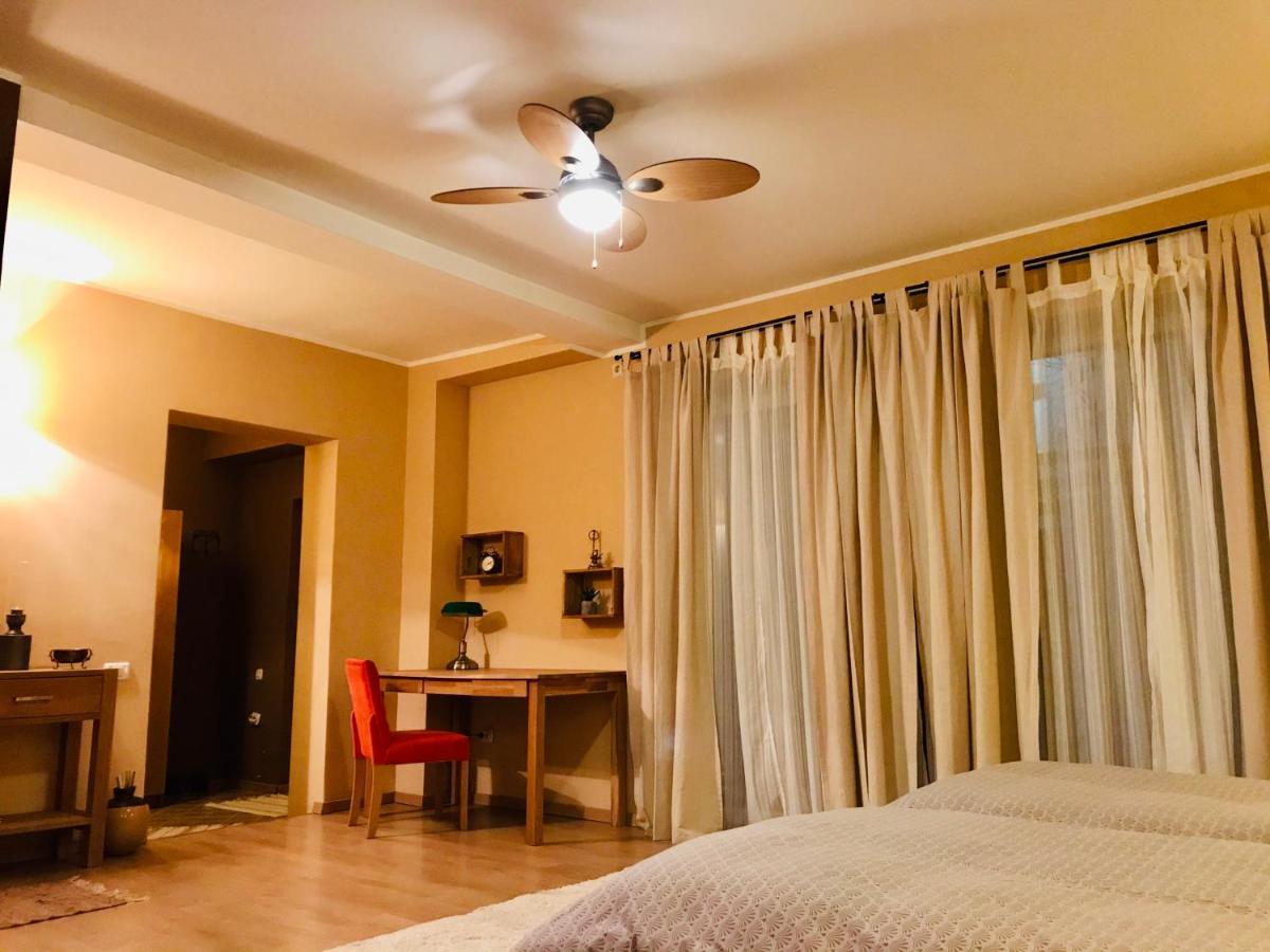 Amber Apartment Stip Bagian luar foto