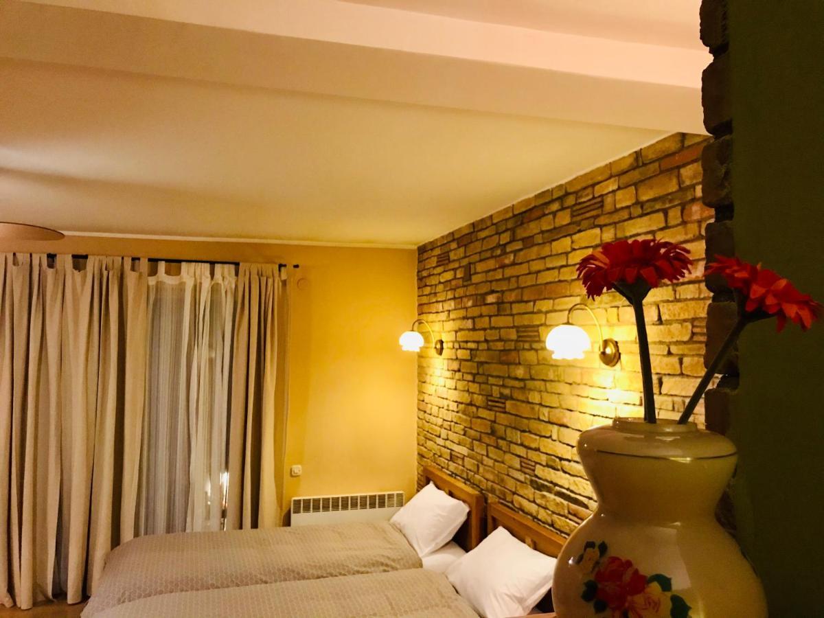 Amber Apartment Stip Bagian luar foto